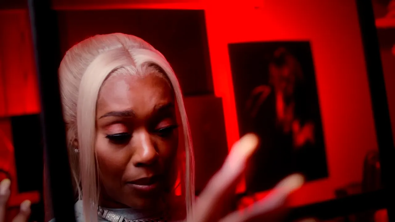 Still from Seecoyyah, Do You Luv Me music video